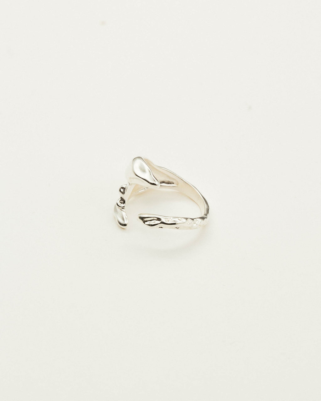 RS09 | SILFINA Ring