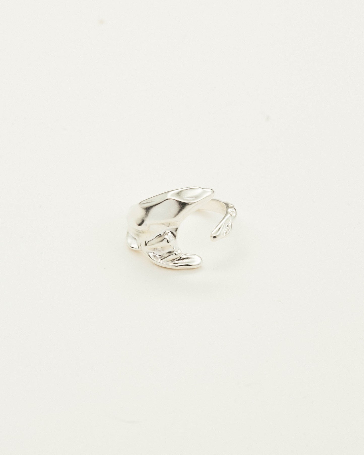RS09 | SILFINA Ring